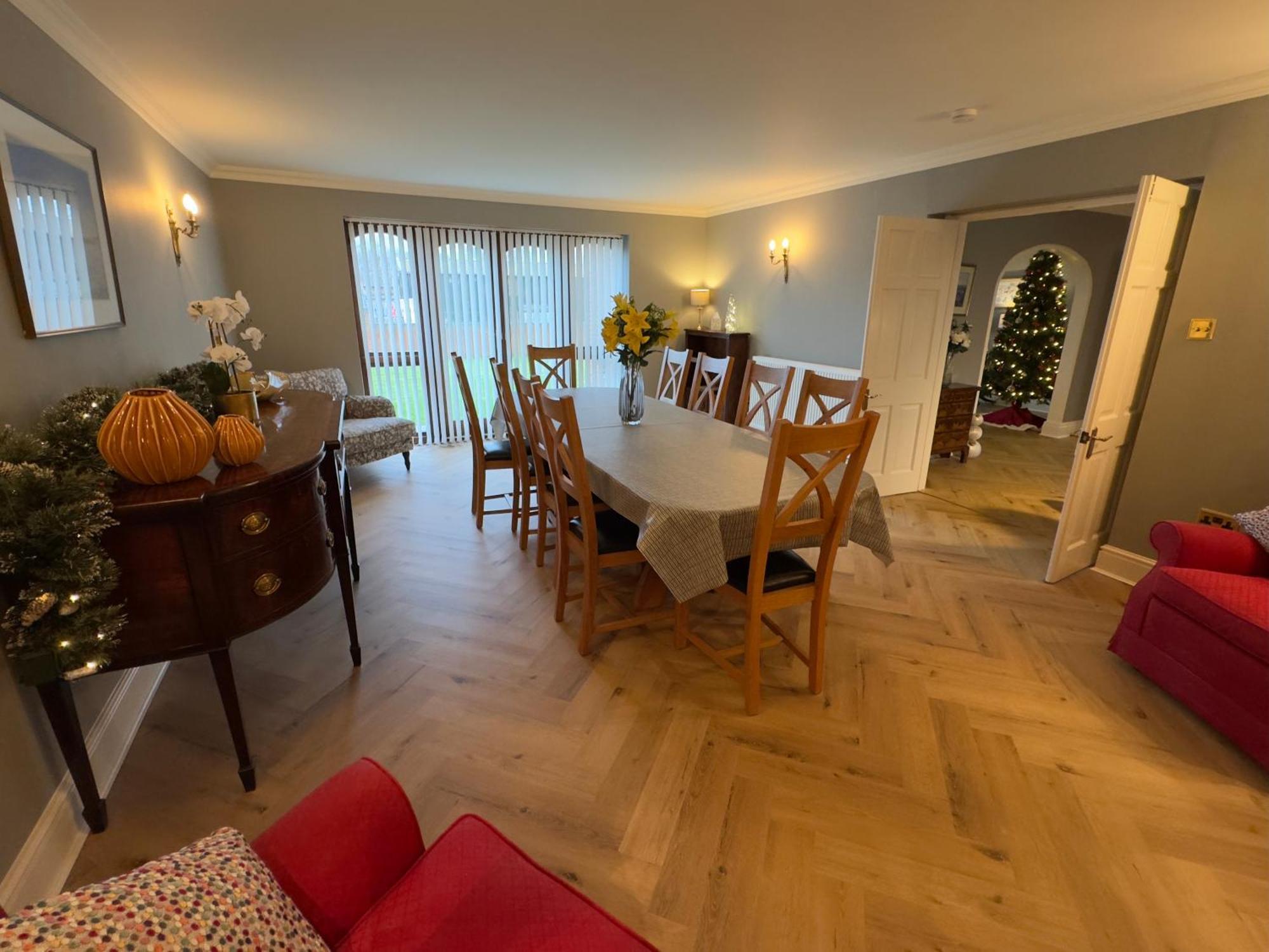 Vast, Elegant Home With Indoor Pool & Sauna Near Popular Golf Course Kington  Bagian luar foto